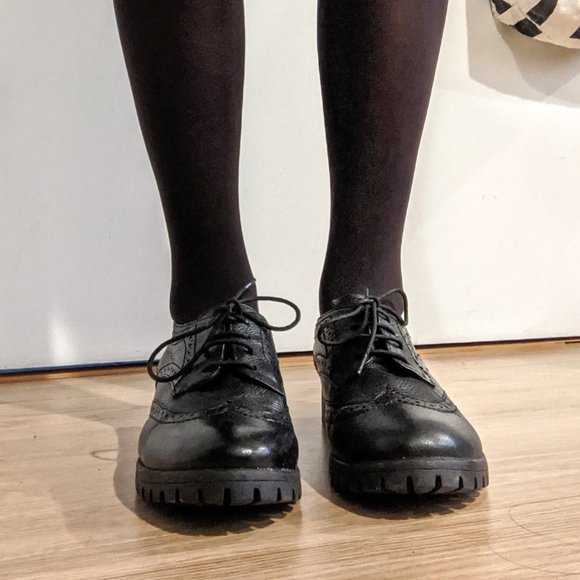 NWOT brogue oxfords with chunky heels, UK5/US7 - Picture 3 of 3